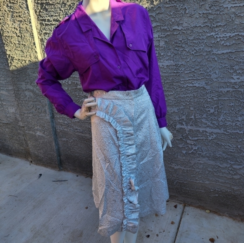 Vintage Diane von Furstenberg Blouse - Picture 10 of 10